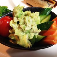アボカドソース のレシピ8選！肉料理にもパスタにもクラシル