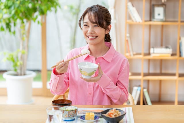 楽天市場 お腹いっぱい食べるダイエット！激うま☆メガ盛り 2.5kg お取り寄せ☆ダイエットに毎日一袋♪ところてん トコロテン 心太 天草 一食置き換えダイエット 食品 低カロリー食品 ご飯 ごはん 間食 満腹 感 おいしい 満腹 感 プレゼント ギフト 贈り物RCP