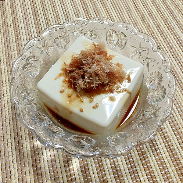 冷奴焦がしねぎ醤油のたれで