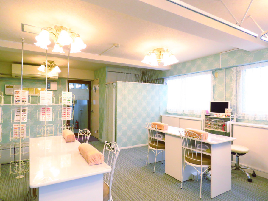 Eyelash & NaiL RibboN 池袋店(池袋駅)のネイルサロン情報｜ミニモ