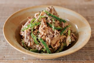 ステーキが美味しくなる 和風 醤油 ステーキソース 1本 メーカー 会社 しょうゆ ギフト 本醸造しょうゆ 玉葱 りんご 赤ワイン フルーツ 牛肉豚肉 鶏肉 チキン ハンバーグソース 焼肉 イベリコ豚 牛ヒレ サーロイン 金龍 金竜 キンリューフーズ 牛 豚 鳥イベリコ豚専門店 スエヒロ家