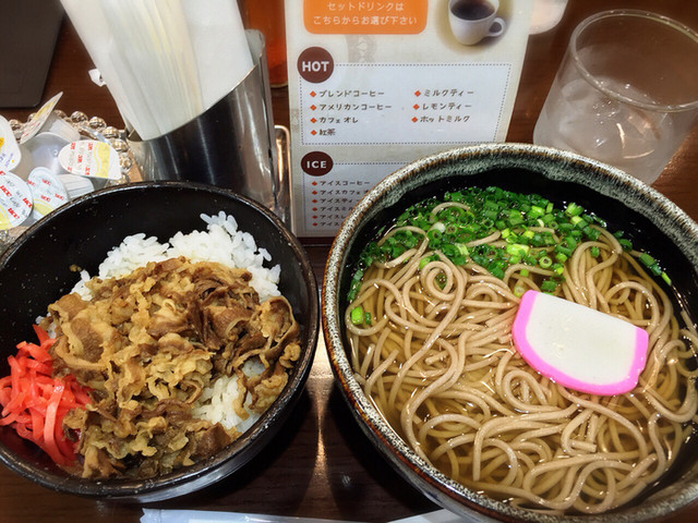 JR東日本フードビジネス、鎌倉に駅カフェ新業態1号店 若手社員のアイデア盛り込む - 鎌倉経済新聞