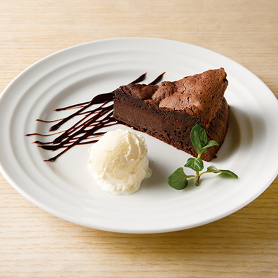 カフェ・トレイル＆トラックイクスピアリ・IKSPIARI