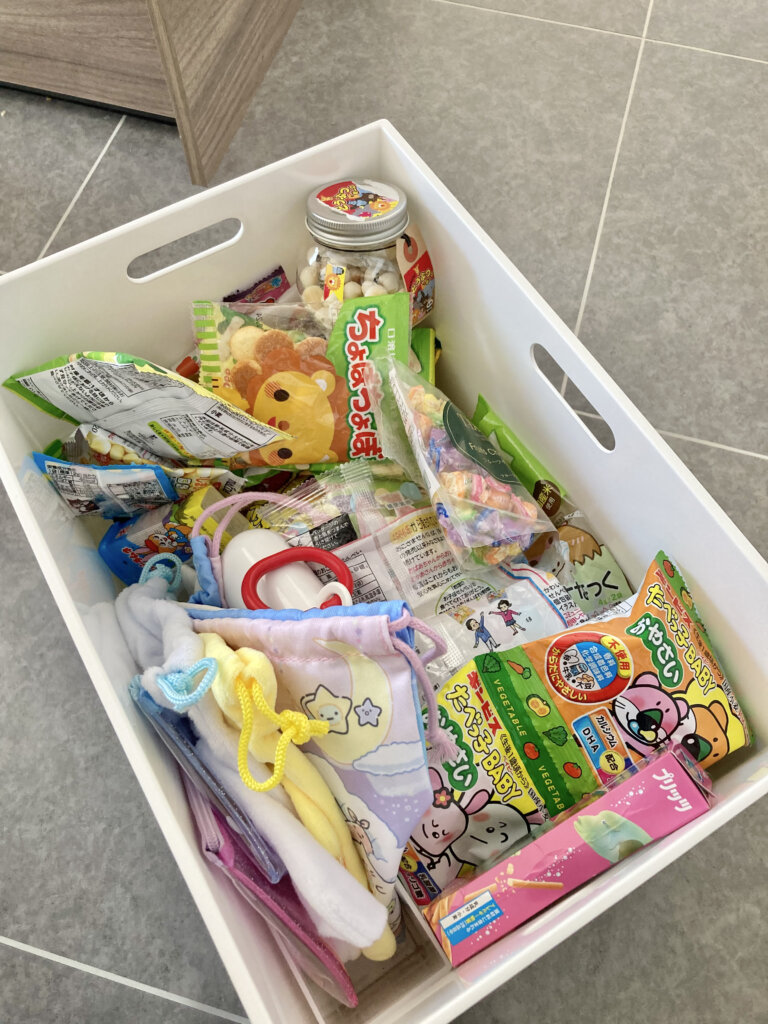 お菓子バイキング風収納 100均TikTok