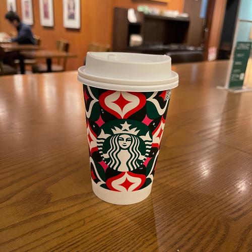 スタバカスタム 海外の定番カスタムを活かしてスッキリ甘い最強カフェオレが誕生!圧倒的に低カロリーなのにおいしすぎる秘訣と注文方法は?まめ@毎日スタバ カスタム