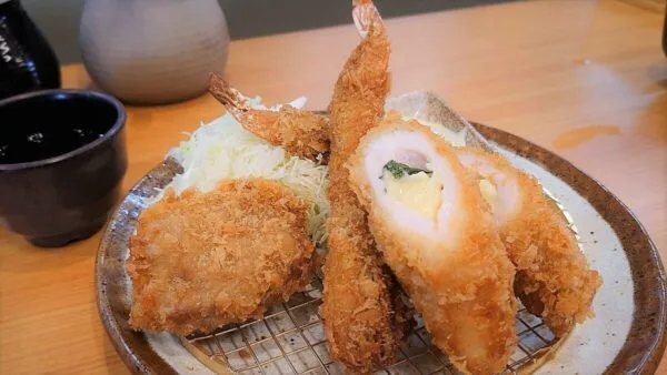 とんかつきんのつる大野城店訪問 コスパ最強のとんかつ専門店ラーメン大好きガーソーさん