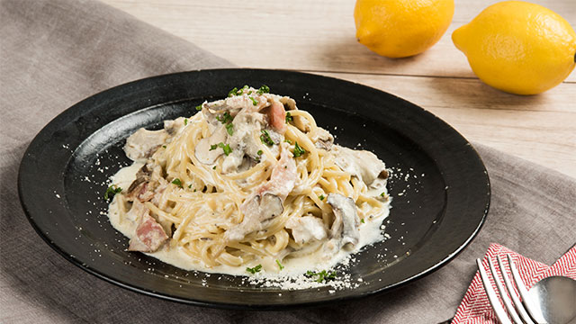 鶏むね肉はアレに漬けて しっとりジューシー！コスパ最強でリピ確定、鶏むね肉の簡単おかずレシピ4選ハフポスト LIFE