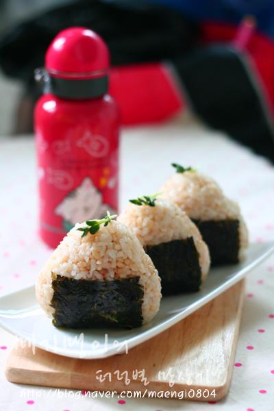 握らないおにぎり♪ ピリ辛 おにぎらず♪ レシピ・作り方 by ○まかろん○ - 楽天レシピ