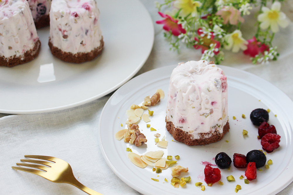 ドーナツ型で焼くシンプルカヌレとアレンジ♪