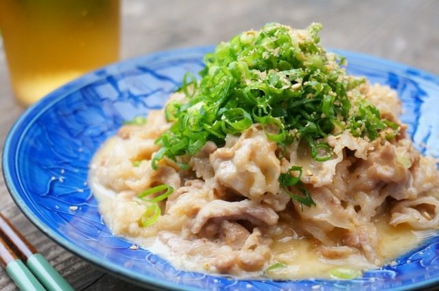 豚肉とほうれん草のマヨポン炒め