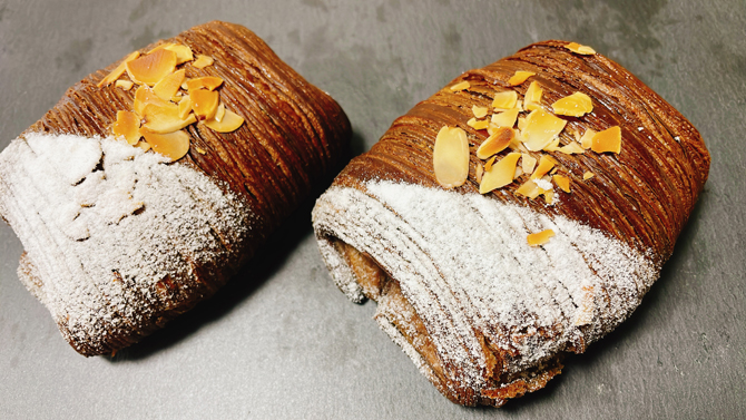 英国喫茶、いやサンドイッチ喫茶 『スリーチムニーズ』』by snowdrop : スリーチムニーズＴhreeＣhimneys Ｃo -本町 喫茶店食べログ