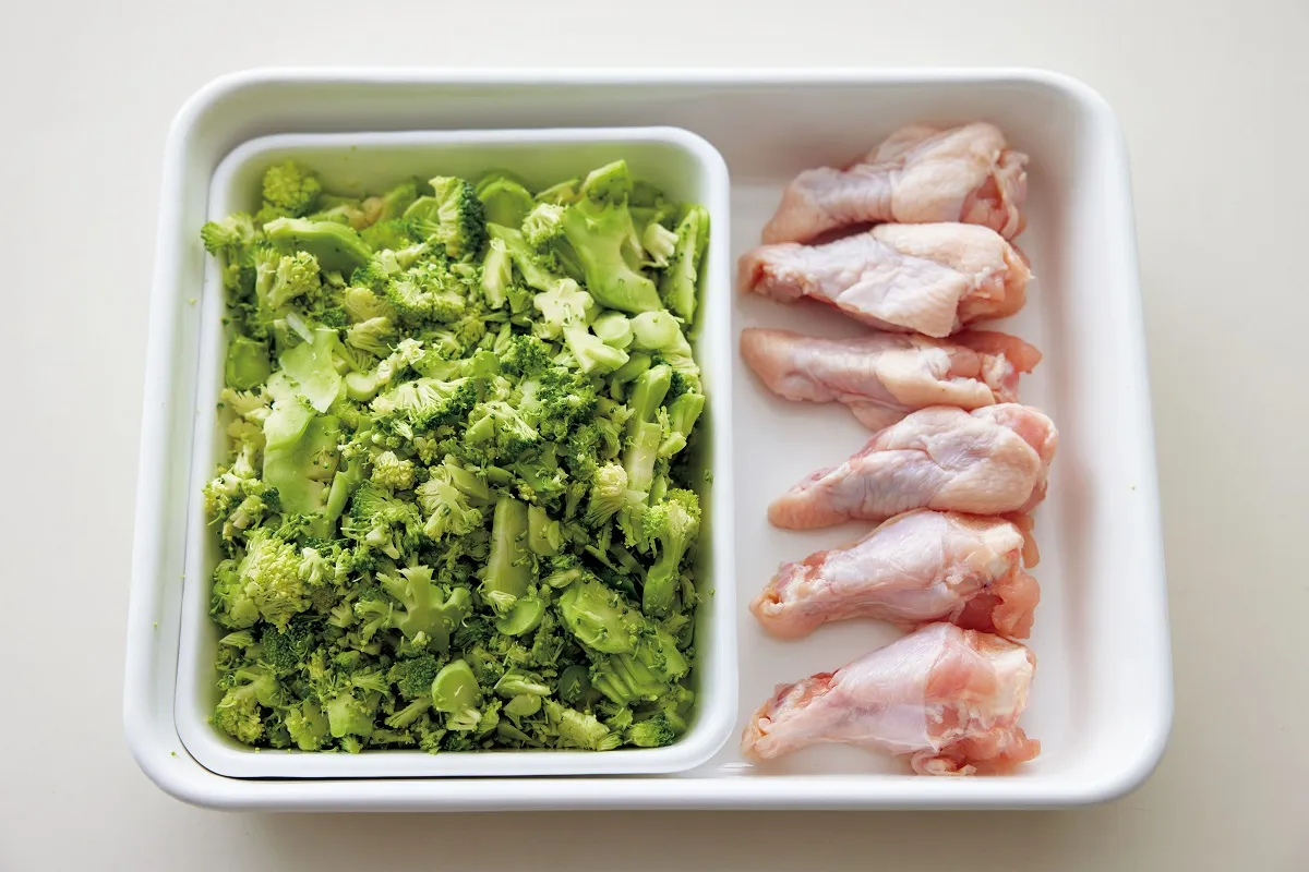 1週間使い切り献立♪ 鶏肉とブロッコリーの塩にんにく炒め