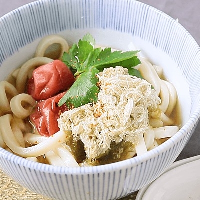 サーモンとアボカドのとろろうどん♪ レシピ・作り方 by アルバンドロー - 楽天レシピ