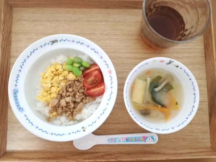 1歳5ヶ月の娘にぴったり！毎日の離乳食メニュー 🍚