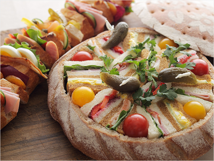 サンドイッチ」に革命 !?サンドイッチに入れるとおいしい“ポリポリ食感の意外な食材”とは