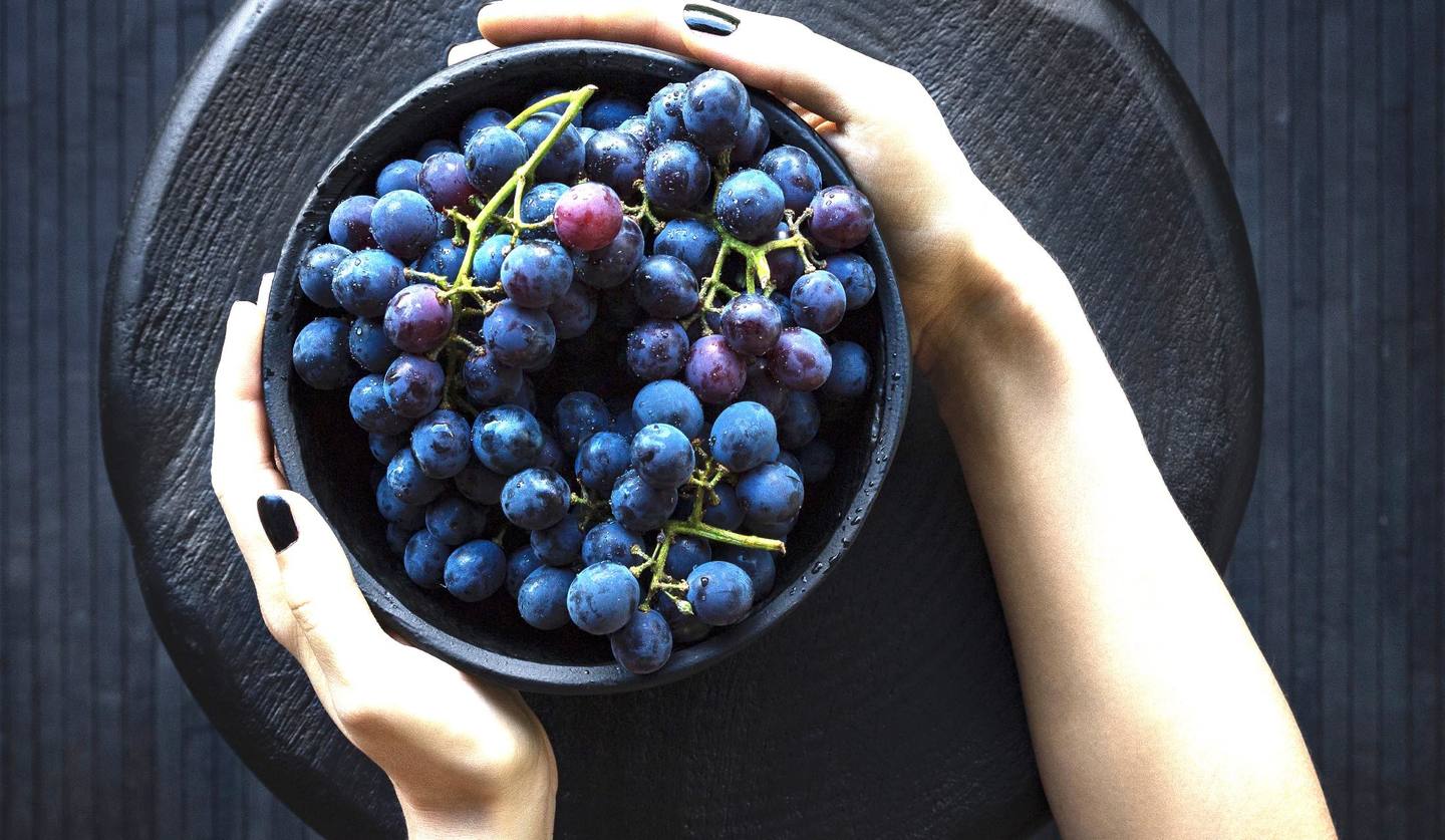 夢占い ぶどうの夢の30の意味を解説！幸福・仕事運UP・恋愛plush