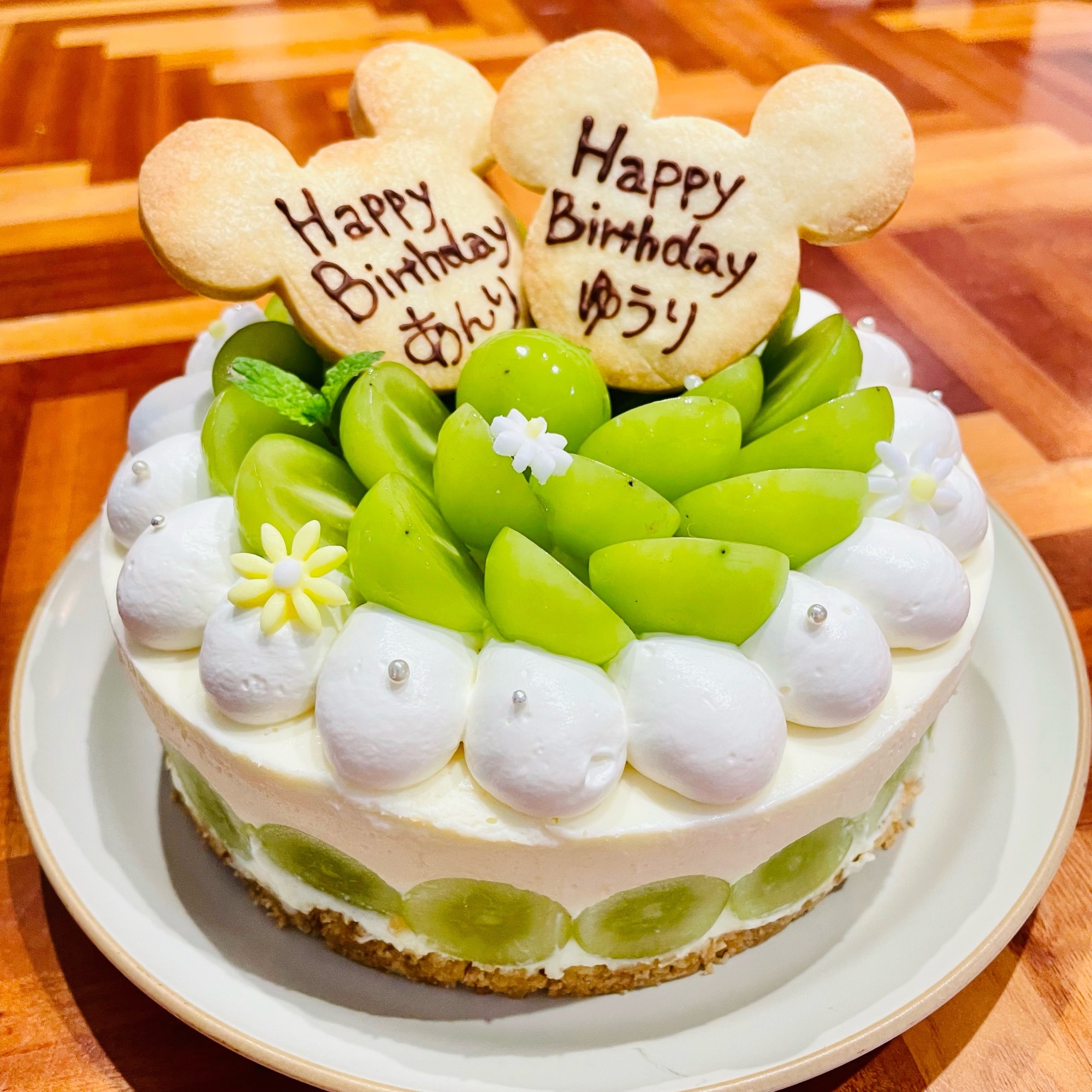 シャインマスカットのショートケーキ - レシピ - NAKAZAWA 中沢グループ 「生クリームの美味しさをゆっくり、しっかり」