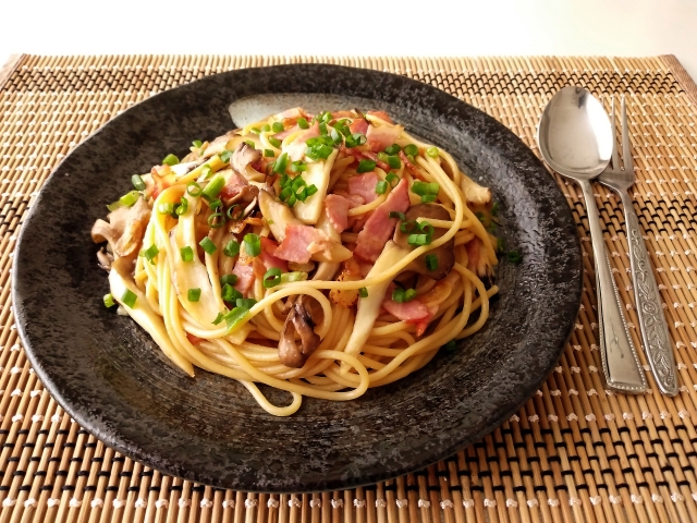 きのこのヴィーガンバター醤油パスタ