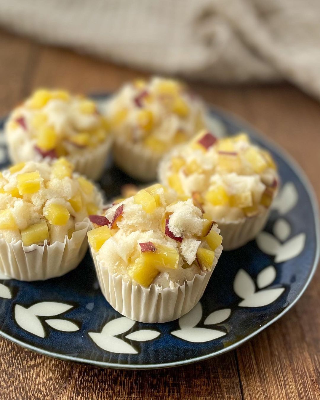 「かんたん×栄養たっぷり」の離乳食を作ろう🫶, , 𓂃𓂃𓂃𓂃𓂃𓂃𓂃𓂃𓂃𓂃𓂃𓂃𓂂𖡼.𖤣𖥧𓈒◌܀, ,🍴ふわふわ！米粉たまご蒸しパン, , , 赤ちゃんってパン好きだよね？, , うちの娘も大好きなんだけど、,市販のパンは添加物や小麦粉も気になる💭, , だから、完全栄養食の卵を入れて, シンプルな材料で作ってみたよ！,保存して、つくる時に見返してね✨, ,