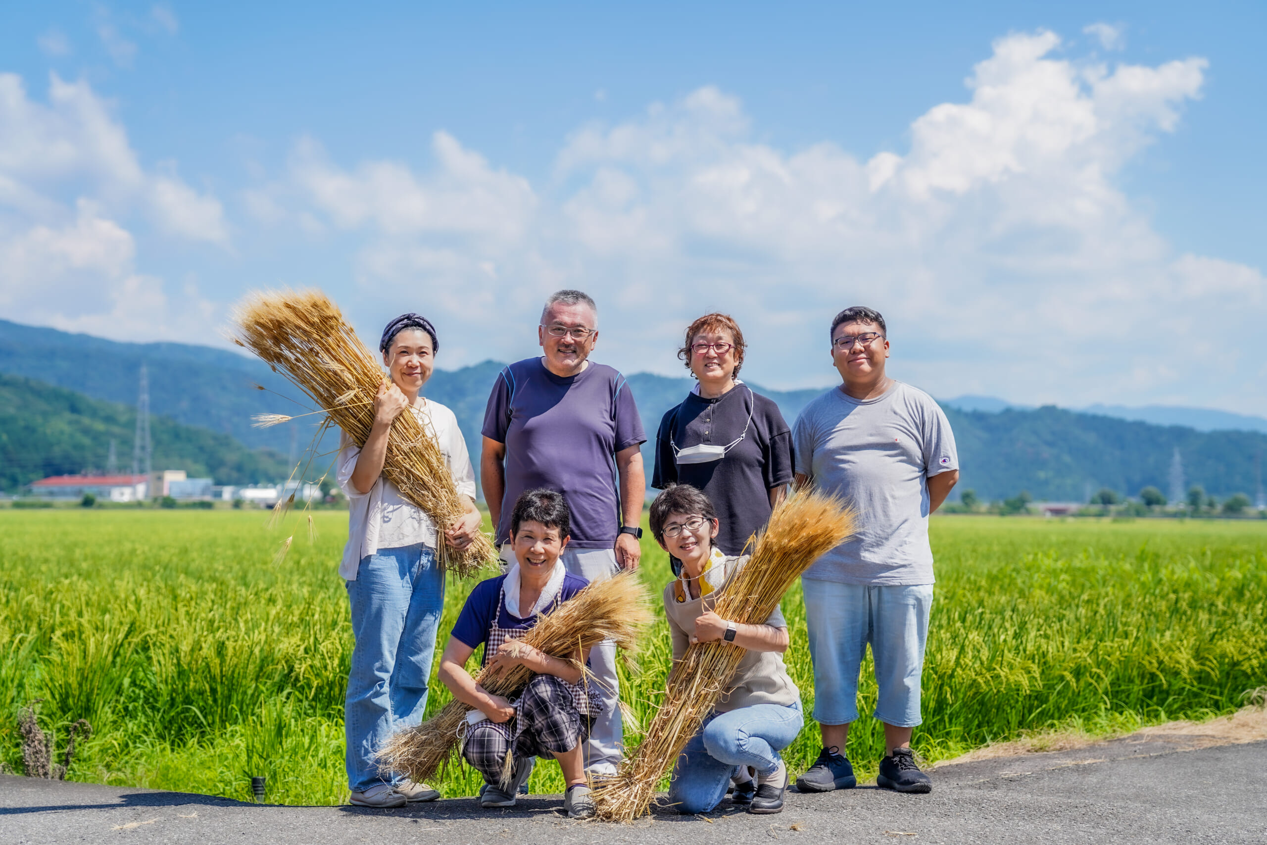 楽天市場 グラノーラ 大麦グラノーラ 九州産大麦使用 2種類から選べるセット 国産 国産原料100% 無添加 シリアル 西田精麦※『さつまいも』『しょうが』はメーカー終売の為、ご選択いたしかねます。 : フロム鹿児島
