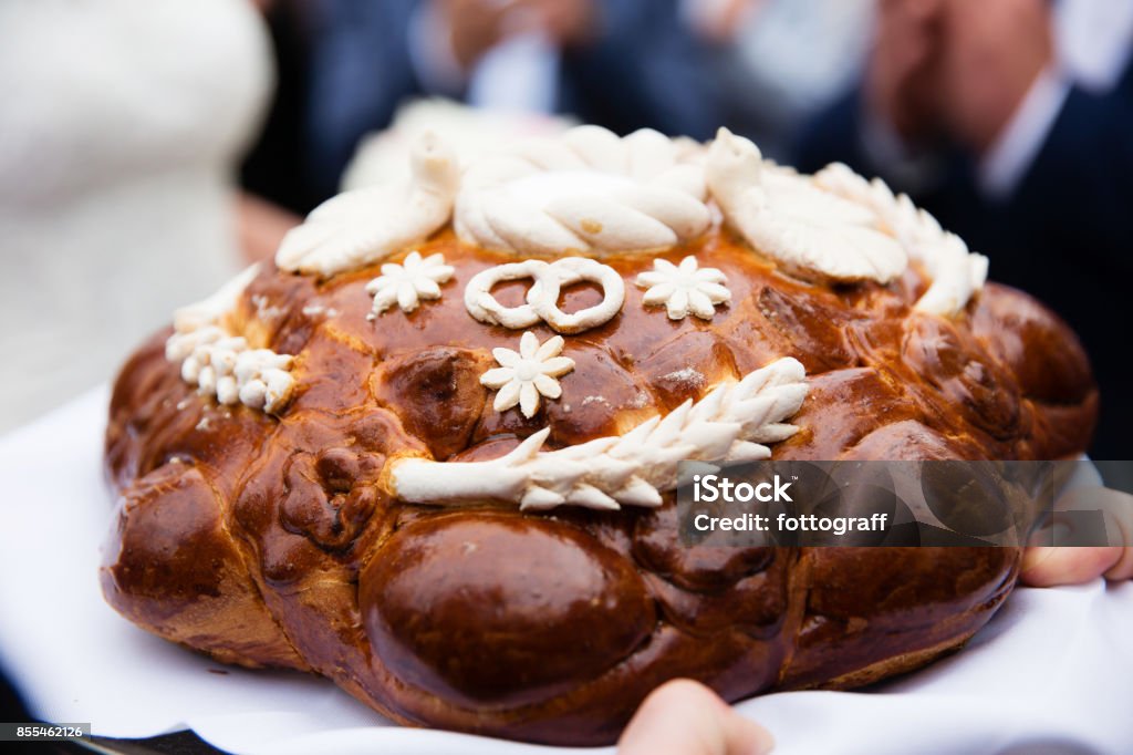 予約必至の大人気パンで休日の朝食を ロシアの黒パン