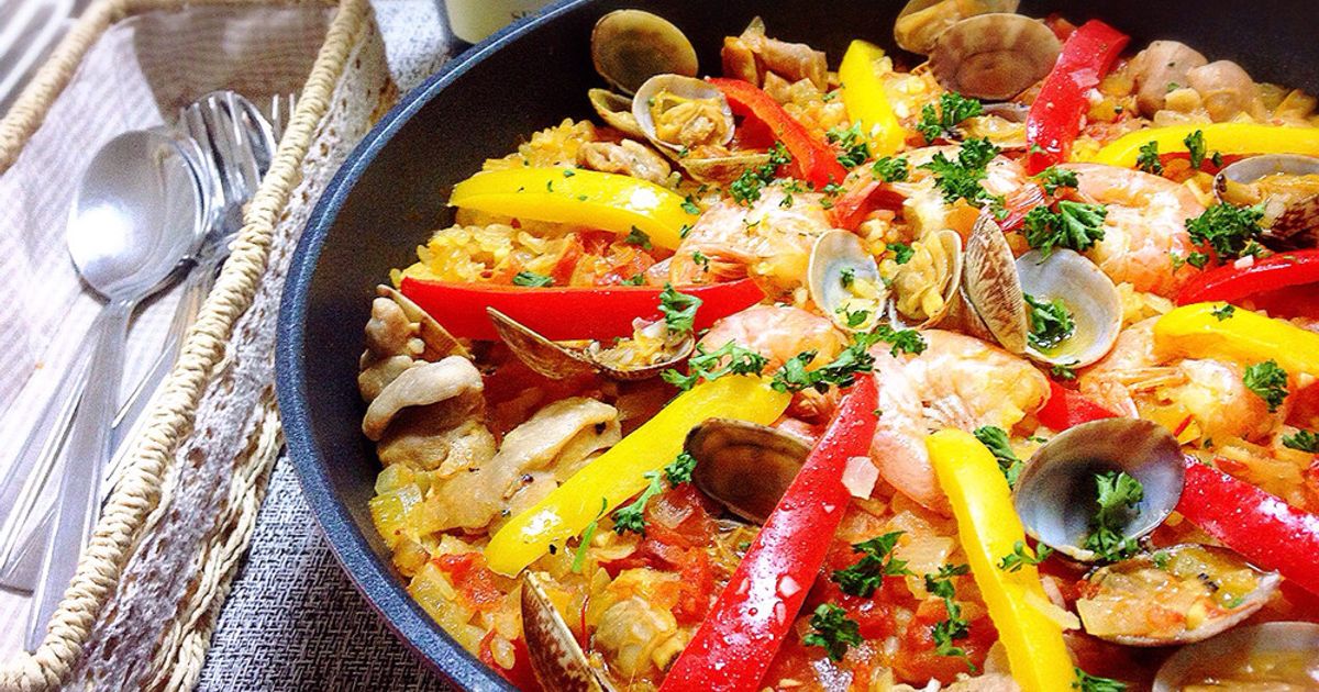 人気のスキレットで! 簡単パエリア 2種フライパンでもOK! ほしママレシピ ~おしゃれに おうちごはん ○第13回○ - コラムWOMO