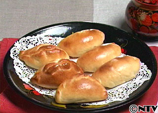 ピロシキ, ピロシキ, ロシア料理の写真素材・画像素材 Image 17700025