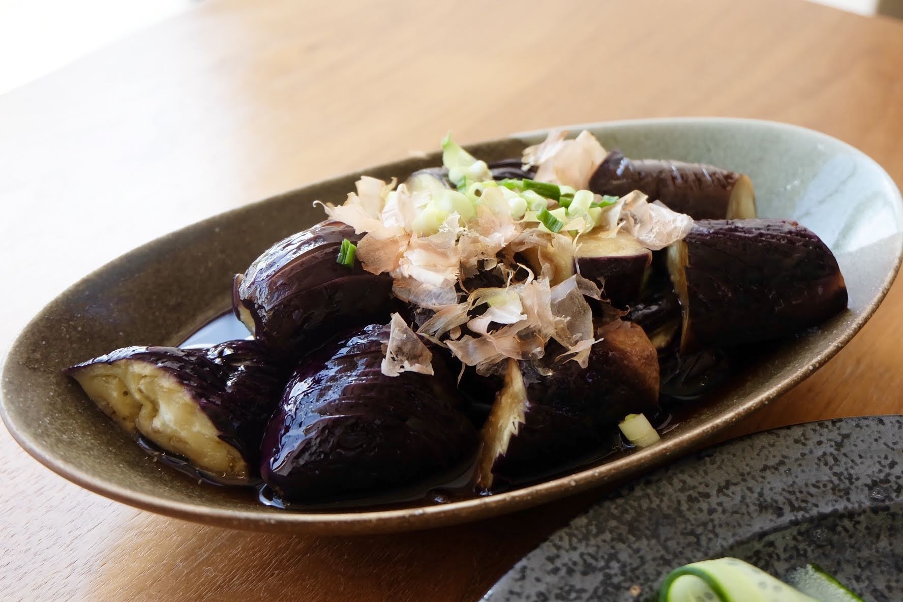 レンチン4分で味しみしみ 茄子とピーマンの甘辛照り煮アットレシピ @recipe