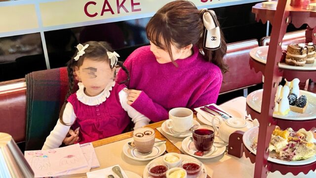 London, The Savoy,サヴォイロンドンのアフタヌーンティーFun Travel on Earth