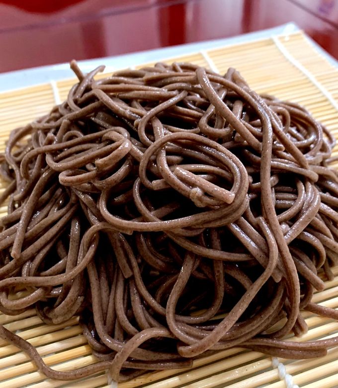 乾麺が劇的に美味しくなる方法, •乾麺を水に10分漬ける, •大さじ1杯の油を入れたお湯で, 茹でる※お湯の量はちゃんと麺が浸かるぐらいで,•表記されてる半分の時間茹でる, •茹でたら流水でしっかりしめる 洗う ,料理教室 ,料理教室神戸 ,家庭料理 ,おうちごはん ,料理好きな人と繋がりたい ,簡単レシピ ,時短レシピ ,ヘルシーレシピ