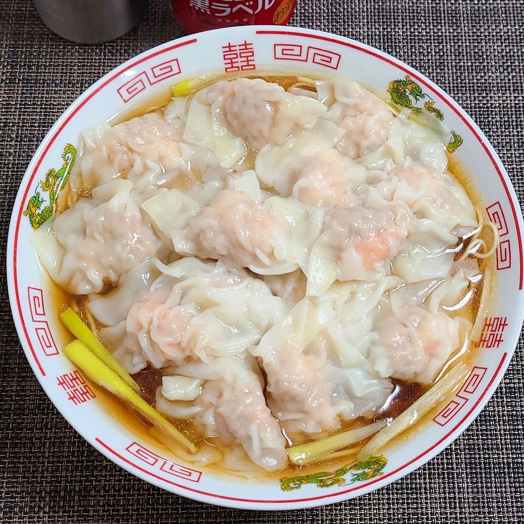 もう余らせない！楽しみ方いろいろ、ワンタンの皮を使ったおいしいアレンジレシピおうちごはん