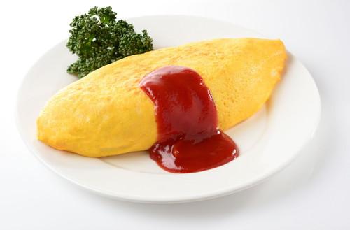 ひと味ちがったケチャップライス♡隠し味にカレー粉♪ レシピ・作り方クラシル