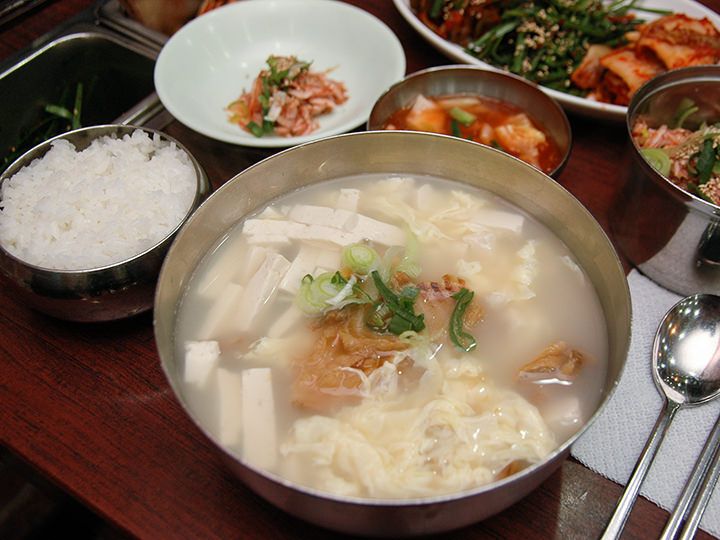 トックッ 餅スープ 韓国料理・グルメガイド韓国旅行「コネスト」