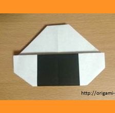 すみっこぐらし『おにぎり』の折り紙・簡単な折り方２選♪子どもと作ったかわいいキャラクター│子供と楽しむ折り紙・工作