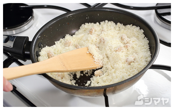 Zucchini 花ズッキーニのファルシ イカと帆立貝のムース イカ墨のチュイル ヴァンブランソース パセリのオイルzucchinizucchiniflowersフレンチ