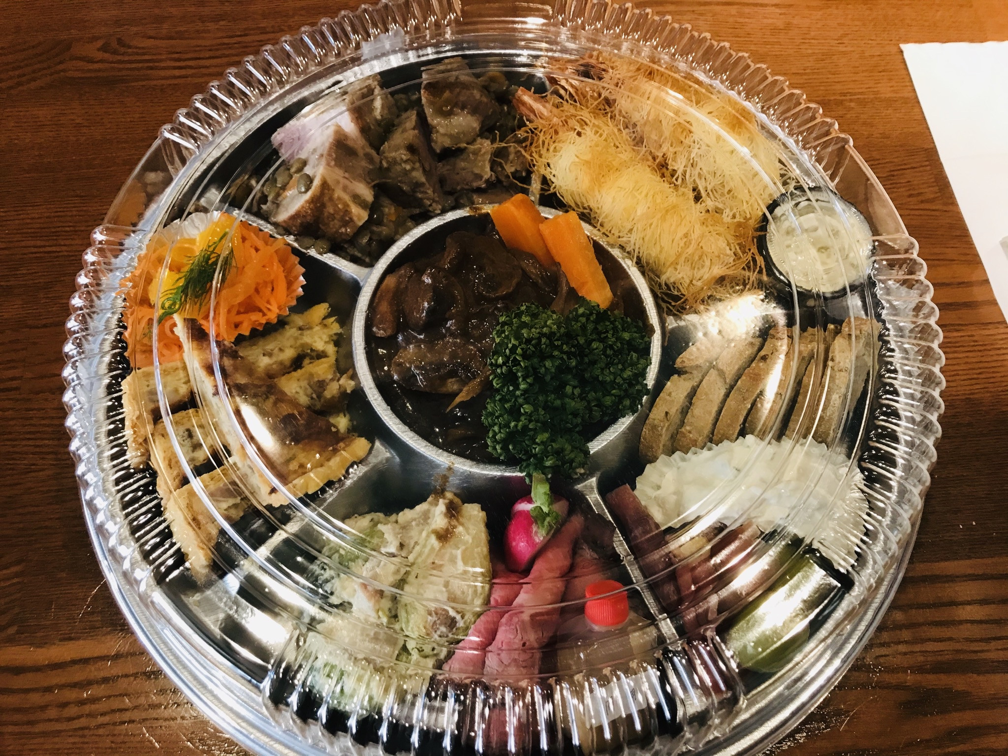 テイクアウト 和洋折衷オードブル盛り合わせ 4～5人前4860円伊太利亜食堂 燈屋 とうや 石岡店