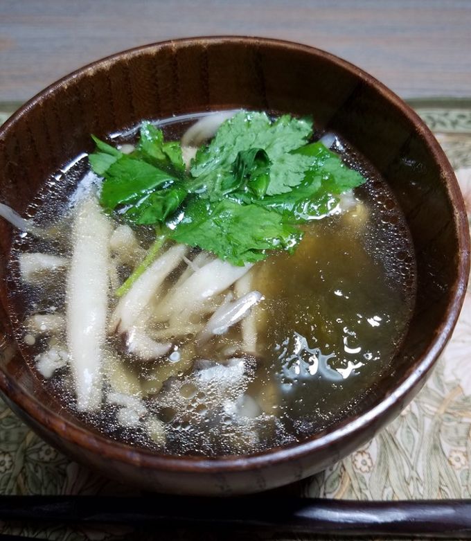 たっぷりきのこのお吸い物