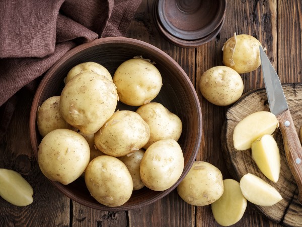 じゃがいもはこう茹でる！茹で方＆茹で時間