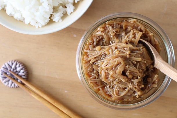 我が家のご飯泥棒！ ご飯が超すすむ『なめ茸バター』の作り方 - だれウマ