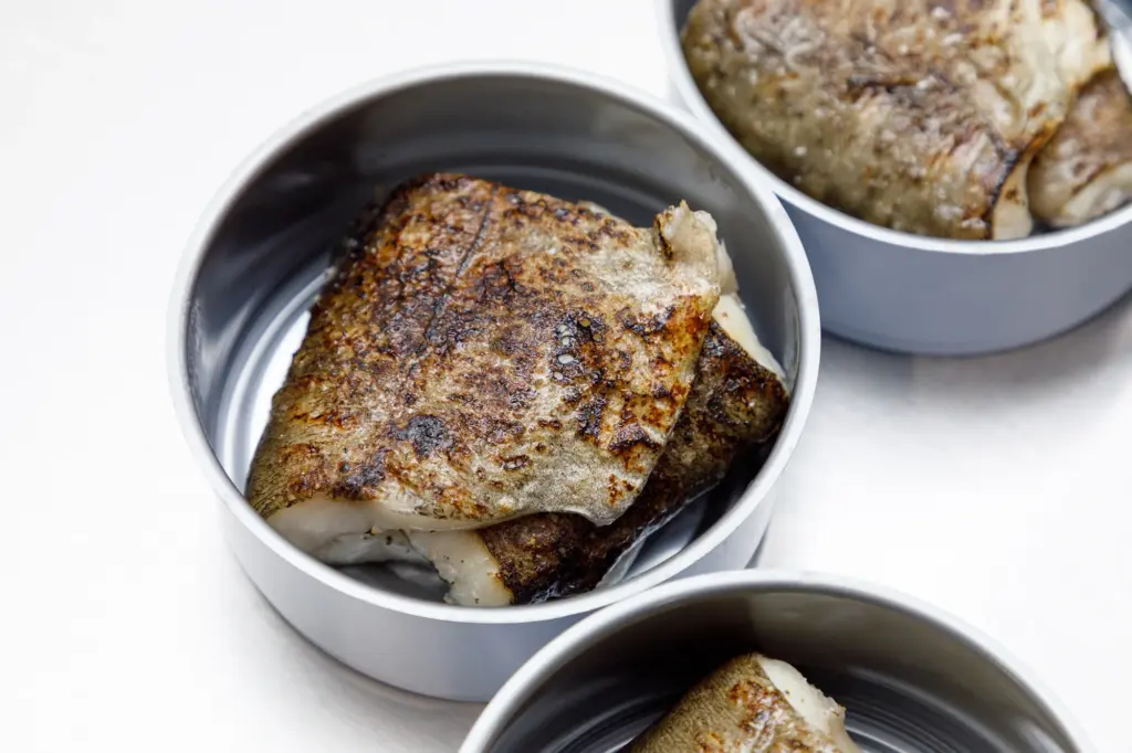 ニジマスの塩焼き - 気分しだいで食べりゃんせ♪