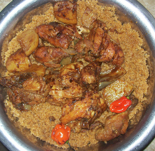 5 11にオープンしたばかりイオン西宮門戸店「ガンビア料理 ジョロフキッチン」の『スペシャルプレート』『パオハブジュース』 にしつーグルメ西宮つーしん