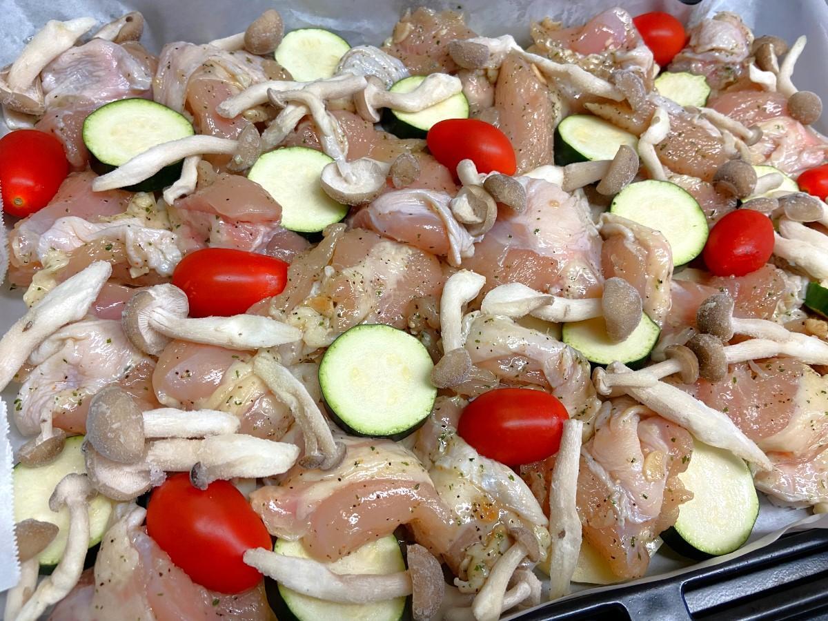 ロピアだからできる「焼鳥三昧」！やわらかい希少部位がボリューミーすぎる - macaroni