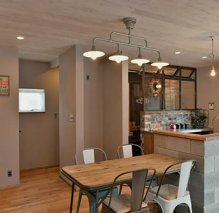 インダストリアルなキッチンの作り方6つのポイント&厳選35例