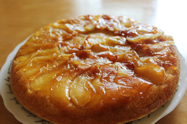 さつまいもとりんごのパンケーキクラシル