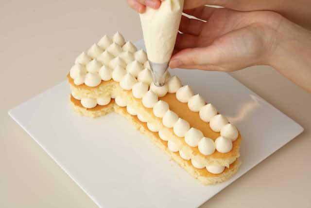 二十歳のお祝いに☆簡単!ナンバーケーキ♪