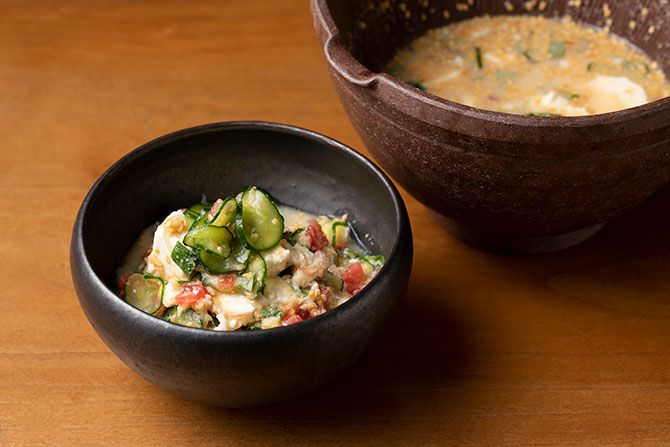 冷や汁の献立 副菜：納豆と夏野菜のごちそう冷奴、副菜：きのことほうれん草のおろしマヨあえ 献立・メニュー 味の素パーク たべる楽しさを、もっと