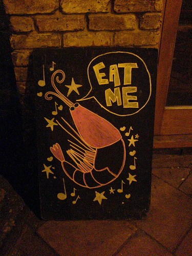 集客UP おしゃれなカフェの看板デザインを作るには？コツや代行先まとめココナラビジネスマガジン