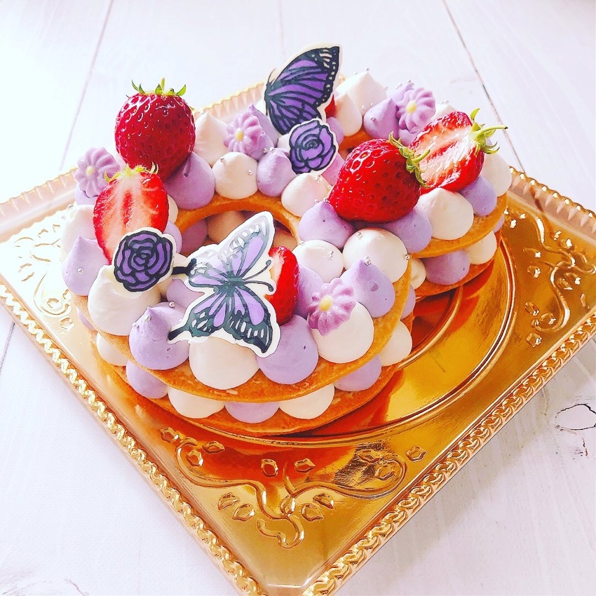 ナンバーケーキ付き記念日や誕生日に☆スペシャルディナー+乾杯酒ボトル+アニバーサリーナンバーケーキ1桁青山セントグレース大聖堂<表参道>OZmallレストラン予約