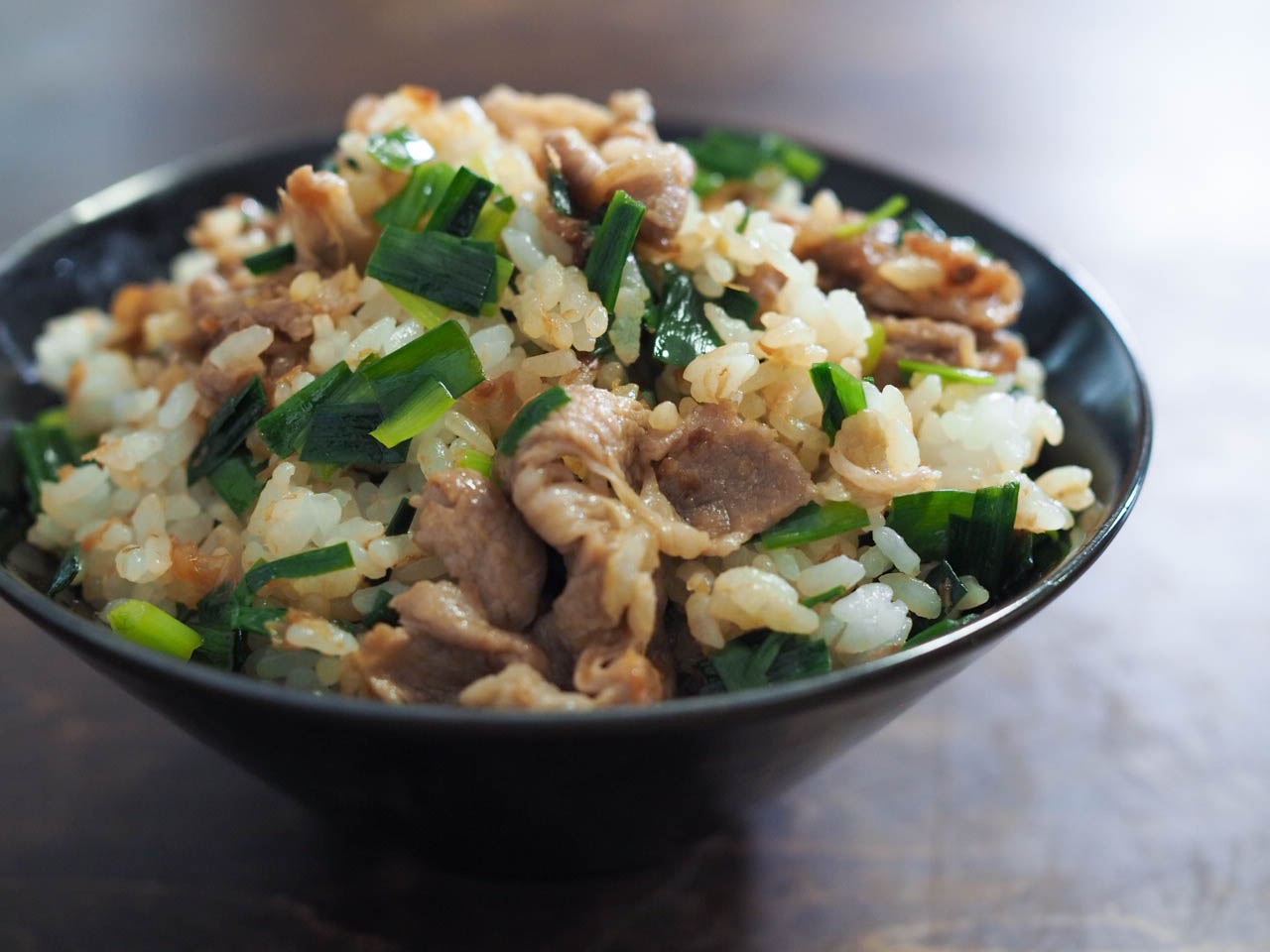 豚肉のニラソースがけ