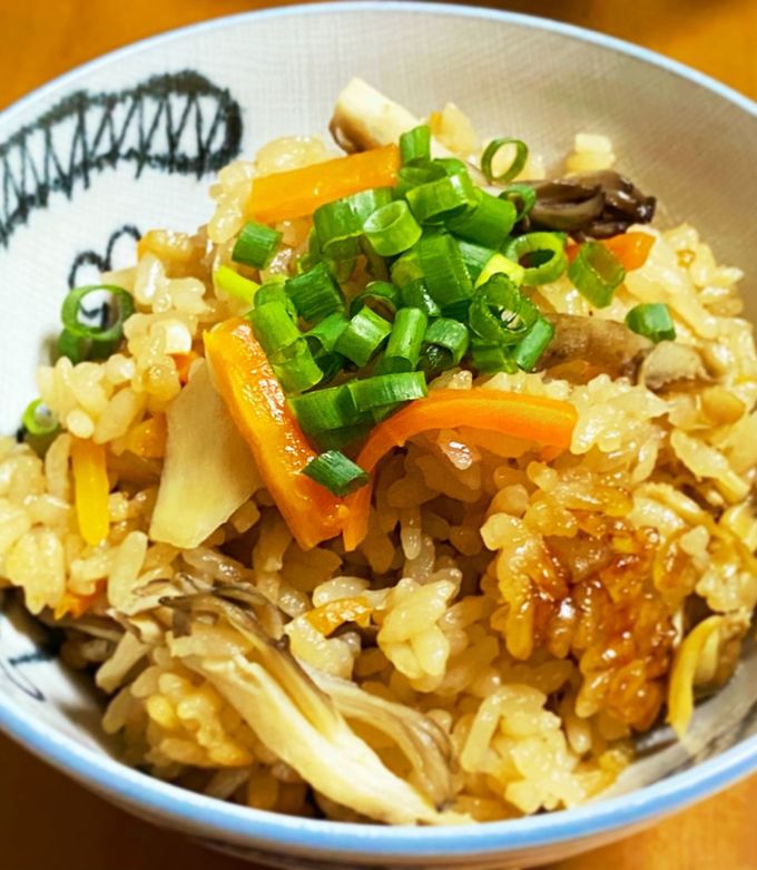 基本からアレンジまで!思わずつくりたくなる「うなぎのタレ炊き込みご飯」のレシピ集クックパッド